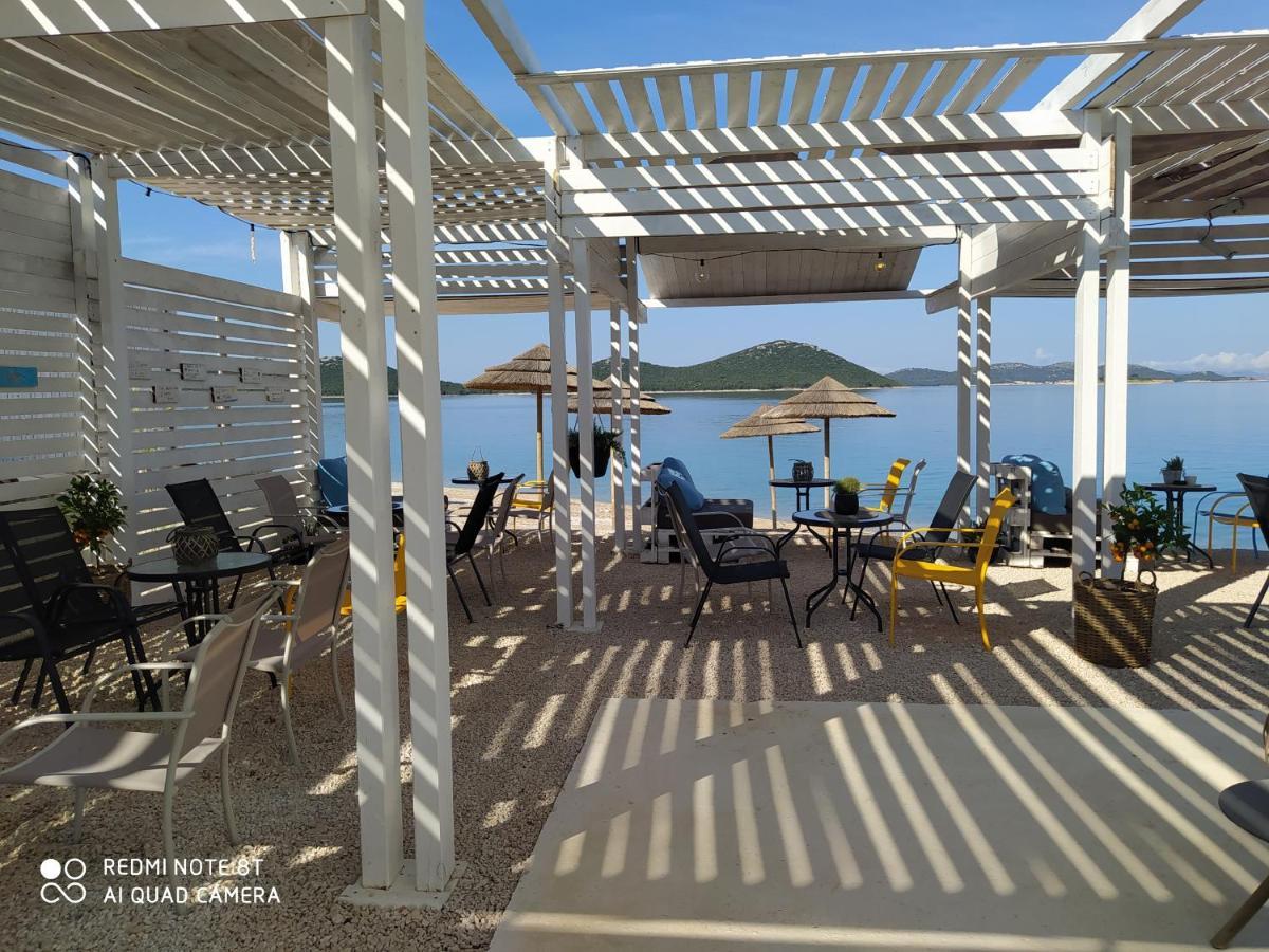 Villa On The Beach Pakoštane Buitenkant foto